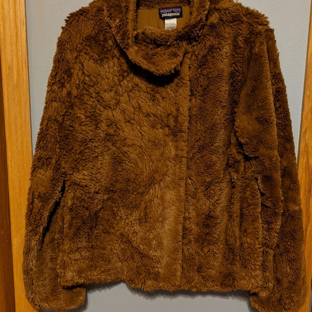 Patagonia Women's L Tan Soft Faux Fur Zip Jacket